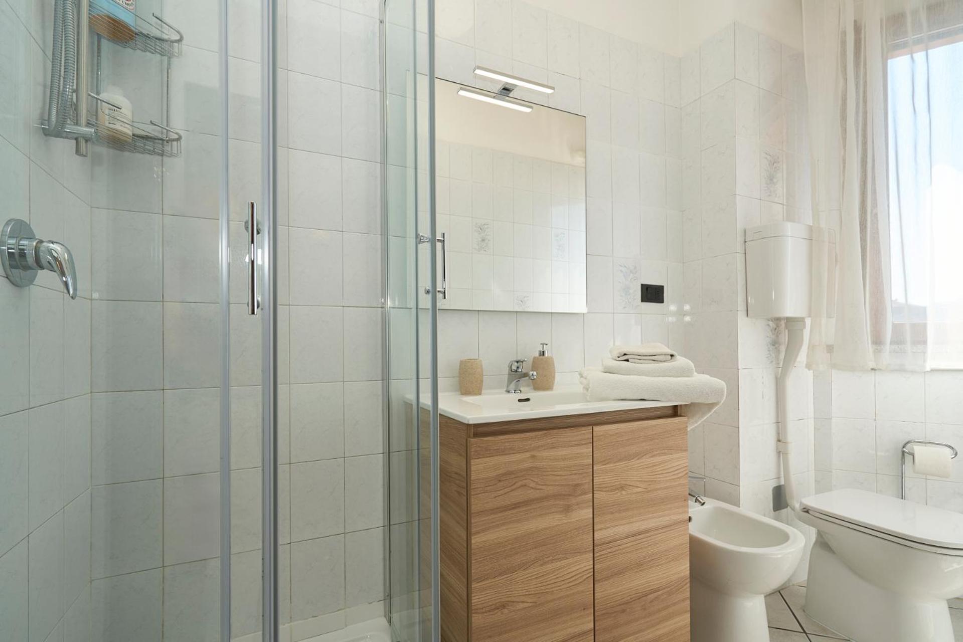Appartamento -Luminosa 5 Stars With Balcony- Wifi Netflix 15 Minutes From Duomo Milano Esterno foto