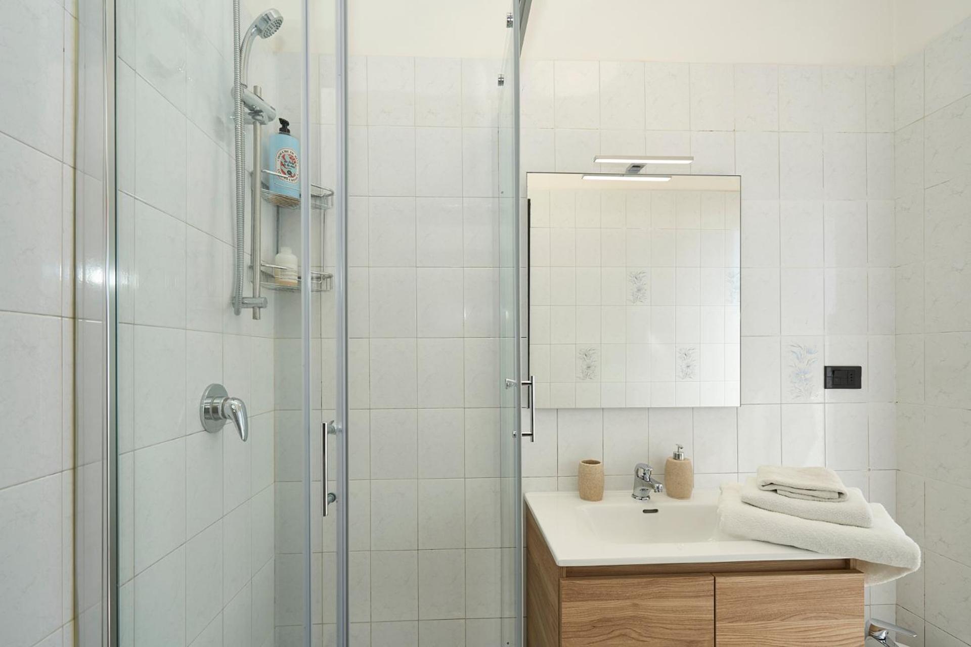Appartamento -Luminosa 5 Stars With Balcony- Wifi Netflix 15 Minutes From Duomo Milano Esterno foto