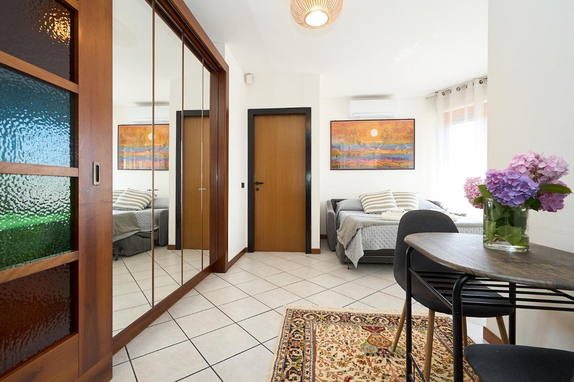 Appartamento -Luminosa 5 Stars With Balcony- Wifi Netflix 15 Minutes From Duomo Milano Esterno foto